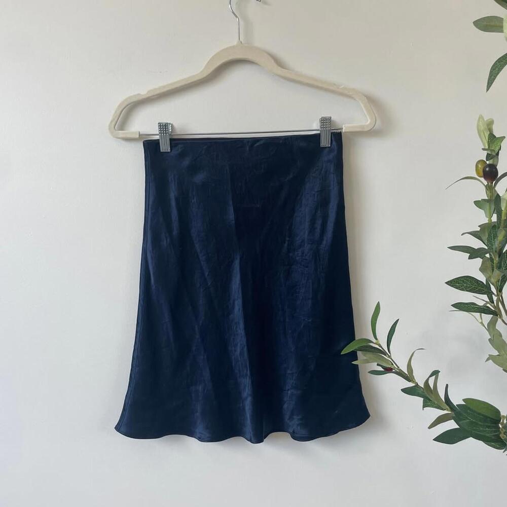 Babaton satin mini skirt size 6